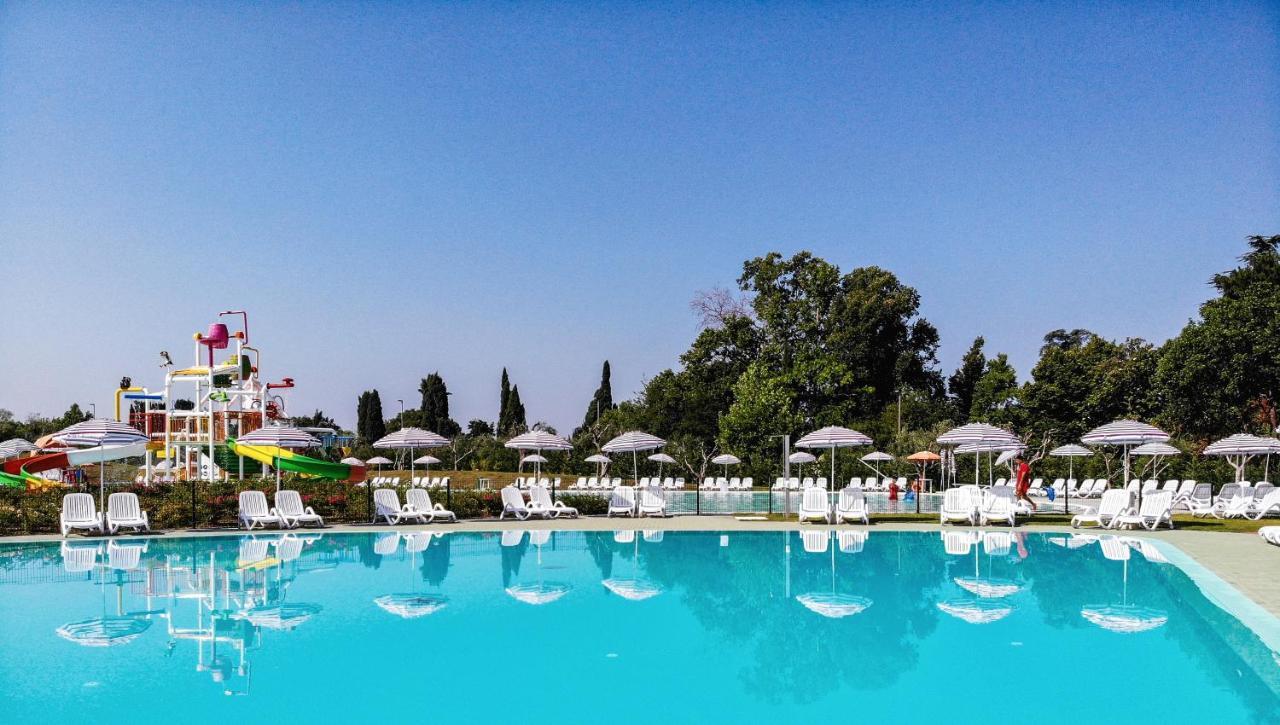 Camping Cisano - San Vito バルドリーノ エクステリア 写真