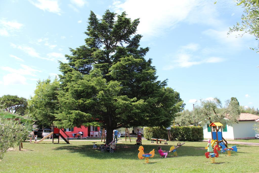 Camping Cisano - San Vito バルドリーノ エクステリア 写真
