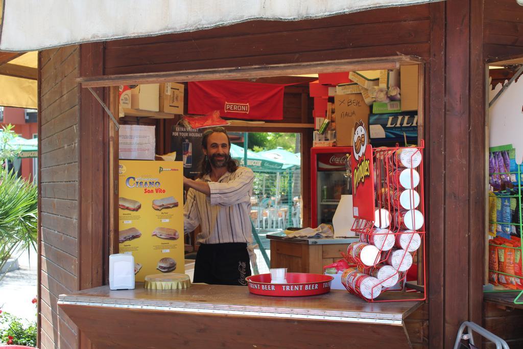 Camping Cisano - San Vito バルドリーノ エクステリア 写真