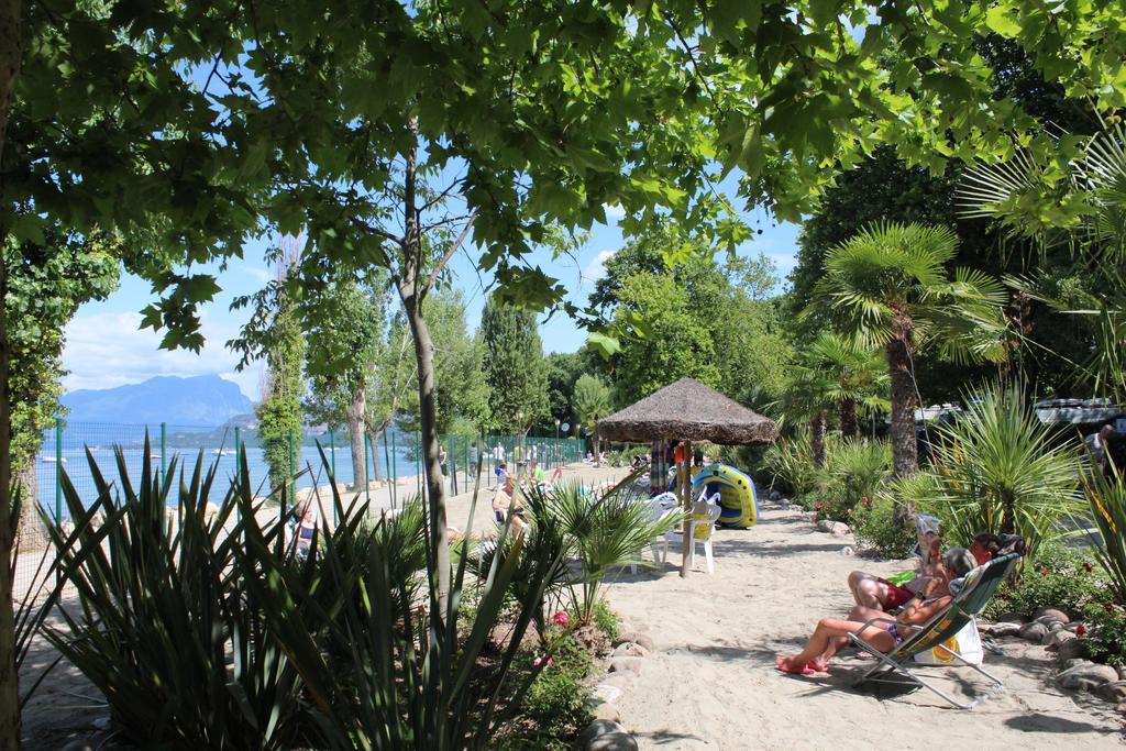 Camping Cisano - San Vito バルドリーノ エクステリア 写真